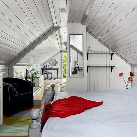 Apartamento Loftlaegenhet Pa Haestgard I Tvååker Exterior foto